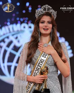 Stunning Radiance of Varvara Yakovenko: Celebrating the 53rd Miss Intercontinental Winner and Her Elegant Pageant Style-7