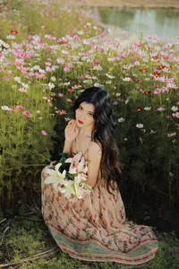 Timeless Grace: Exploring the Ethereal Portraits of Xiao Tian Tian-8