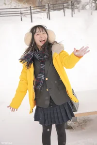 Elegant Portrait Photography Featuring Yui Iruma: A Glimpse into LOVEPOP Photoset 22 and Contemporary Japanese Lifestyle Fashion Trends-30