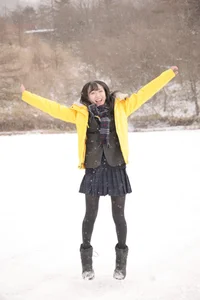 Elegant Portrait Photography Featuring Yui Iruma: A Glimpse into LOVEPOP Photoset 22 and Contemporary Japanese Lifestyle Fashion Trends-11