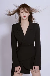 Elegant Portrait Photography: YiTuYu Art Language Vol.9100 Featuring Model Xue Xue - A Stunning 25-Piece Visual Collection-2