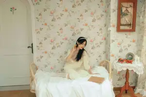 Discover Pai Pai's Dreamy Elegance in YiTuYu Vol.8568: A Gentle Retro Charm-10