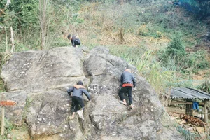 Discover Sin Suoi Ho: A Breathtaking Hmong Village and Sustainable Travel Gem in the Mountains of Lai Chau, Vietnam-7