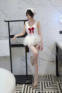 The Sweet and Alluring Beauty of Yue Er Yue Er in Shanghai-2