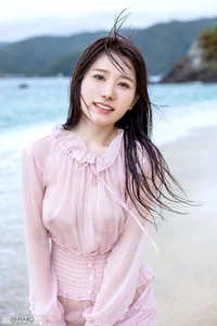 Stunning Summer Vacation Vibes with Mei Itsukaichi: Graphis Summer Special 2025 Vacation Vol. 6-7-8 Travel Inspiration and Style-8