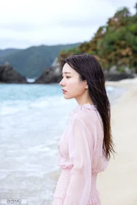 Stunning Summer Vacation Vibes with Mei Itsukaichi: Graphis Summer Special 2025 Vacation Vol. 6-7-8 Travel Inspiration and Style-2