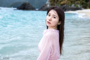 Stunning Summer Vacation Vibes with Mei Itsukaichi: Graphis Summer Special 2025 Vacation Vol. 6-7-8 Travel Inspiration and Style-9