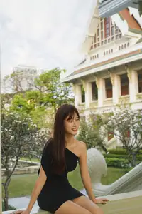 Chenaling_CL Vol.8609: Captivating Elegance in a Black Dress at Golden Hour-7
