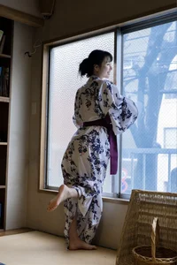 Stunning Kuriemi Flash Photobook Temptation Part 02: Elegant Japanese Model Photography and High-Fashion Portrait Series for Aesthetic Inspiration-12