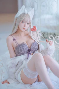 Aesthetic Kemomimi White Lingerie Cosplay Featuring Model Kuro (くろてぃあ) - Stunning 56-Photo Collection of Minimalist Neko-Style Fashion and Portraiture-13
