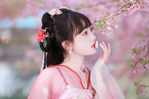 Ethereal Elegance: Xiao Wang Sui Bin Bin in New Collection-4