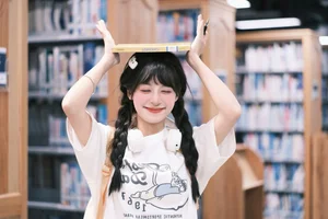 The Sweet Library Aesthetic of Xia Yu Xiao Nian - YiTuYu Vol.8898-15