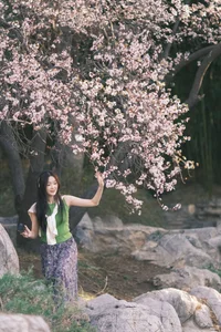 Spring Muse Serenity: YiTuYu Vol.8858 Xiao Ye Ye Lou Xin Yue Moon-7