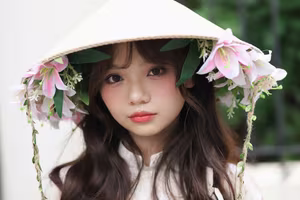 VGU No.143: Discover the Ethereal Beauty of a Vietnamese Girl in Ao Dai and Floral Conical Hat-3