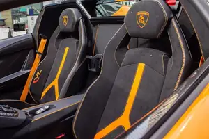 Lamborghini Aventador SVJ in Phu Yen: Luxury Supercar Meets Unique Street Cuisine-0