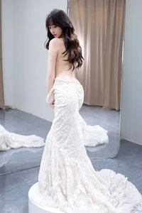 Sophisticated Allure: A Cinematic Visual Journey Into Yueer Yueer’s Timeless Elegance-2