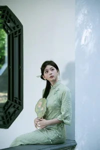 Elegant Modern Cheongsam Fashion by Qu Qi: YiTuYu Art Language Vol.9352 - A Stunning Collection of Fresh Qipao Style and Artistic Photography-5