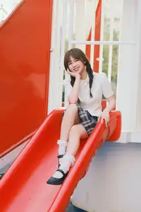 Pao Fu Xiao Fang's Radiant Youth: School Uniform at Dynamic Playground | YiTuYu Vol.8569-18