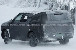 2027 Hyundai SantaFe Preview: Sleek Design Overhaul and Next-Gen Tech Upgrades for the Popular Family SUV-6