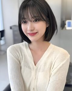 Japanese Bob Hairstyle Stylish & Charming Look of a Modern Beauty-5