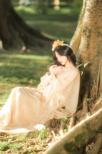 Elegant Portrait Photography Collection: YiTuYu Art Language Vol.9338 featuring Model Xiao Zi – Artistic Light and Shadow Study for Visual Inspiration-5