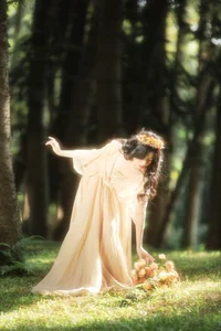 Elegant Portrait Photography Collection: YiTuYu Art Language Vol.9338 featuring Model Xiao Zi – Artistic Light and Shadow Study for Visual Inspiration-9