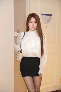 XiuRen No.10342: Xiao Rou Rou Mi – Alluring Elegance and Charm in Her Latest Photoshoot-5