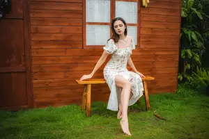 YiTuYu Vol.8812: She Mi Tuo Wa – Russian Model's Graceful Presence at Mio Studio-21