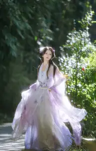 YiTuYu Vol.8633: Chi Yan Zai Zhe Li - Discover the Dreamy Ancient Fairy in the Deep Forest-12