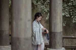 Ethereal Portrait Photography: Shiba Yue in Art Language Vol.9130 – Elegant and Dreamy Fine Art Visuals for Creative Inspiration-7