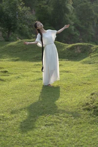 Elegant Portrait Photography: Art Language Vol.9327 Featuring Ya – Minimalist Aesthetic and Serene Lifestyle Inspiration for Modern Creatives-2