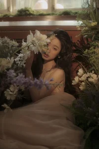 Ethereal Muse: Yao Pang Pang’s Dreamy Art Language-7