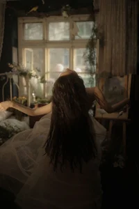 Ethereal Muse: Yao Pang Pang’s Dreamy Art Language-16