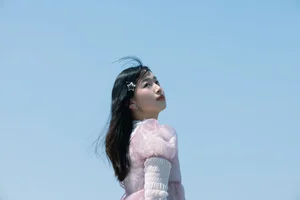 Dreamy Rooftop Aesthetic Photography: YiTuYu Art Language Vol.9298 Featuring Fen Se Shao Nu’s Urban Poetic Visual Series-0