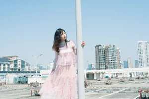 Dreamy Rooftop Aesthetic Photography: YiTuYu Art Language Vol.9298 Featuring Fen Se Shao Nu’s Urban Poetic Visual Series-18