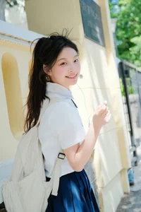 Artistic Portrait Photography: Elegant Side Profile Aesthetics in YiTuYu Art Language Vol.9333 featuring Model Ai Pai Ce Lian De Xiao Xiang-4