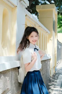 Artistic Portrait Photography: Elegant Side Profile Aesthetics in YiTuYu Art Language Vol.9333 featuring Model Ai Pai Ce Lian De Xiao Xiang-5