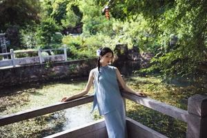 Artistic Portrait Photography by YiTuYu Art Language Vol.9372 featuring Model Zai Lai Wan Su Rou: A Study in Light and Shadow-11