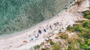 Escape to Bai Thung: The Ultimate Off-Grid '4-No' Wild Camping Paradise Along Vietnam's Stunning Vinh Hy Coastal Road-7