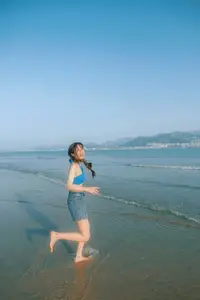 Zhu Shao Zi's Sunny Beach Escape: YiTuYu Vol.8763 Captures Summer Bliss-9