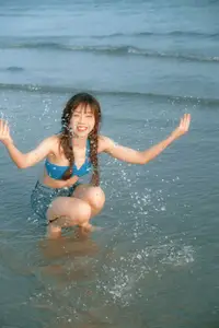 Zhu Shao Zi's Sunny Beach Escape: YiTuYu Vol.8763 Captures Summer Bliss-13