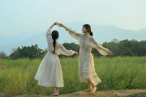 Spring Whispers in the Woods - YiTuYu Art Language Vol.8916 Xiao Yu Tian Qi-13