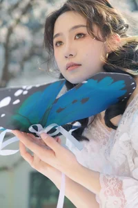 YiTuYu Art Language Vol.9220: Stunning Portrait Photography Featuring Nan Nan in a Vibrant Spring-Inspired Aesthetic Collection-7