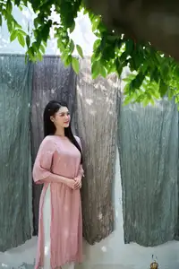 Elegant Vietnamese Beauty: Discovering a Girl's Grace in Gentle Sunlight-11