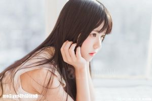 MTYH Vol.226 Girl by the Window: Serene Beauty in Soft Morning Light-1