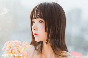 MTYH Vol.226 Girl by the Window: Serene Beauty in Soft Morning Light-13
