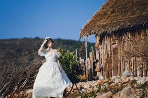 Ethereal Beauty of Disexi Si Ning on the Mountain - YiTuYu Vol.8937-19