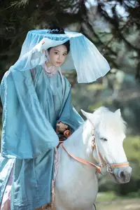 Zhi Zhi Qi: Enchanting Traditional Beauty on Horseback – YiTuYu Vol.8831 Forest Dream-10