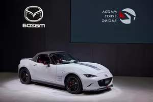 Close-up: Mazda MX-5 Spirit Racing Roadster 12R – Admire this 200-Unit Limited Edition Masterpiece-2