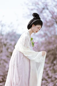 Ethereal Spring Muse: YiTuYu Vol.8958 Xiao Y Jin Tian Ye Hen Kai Xin-1